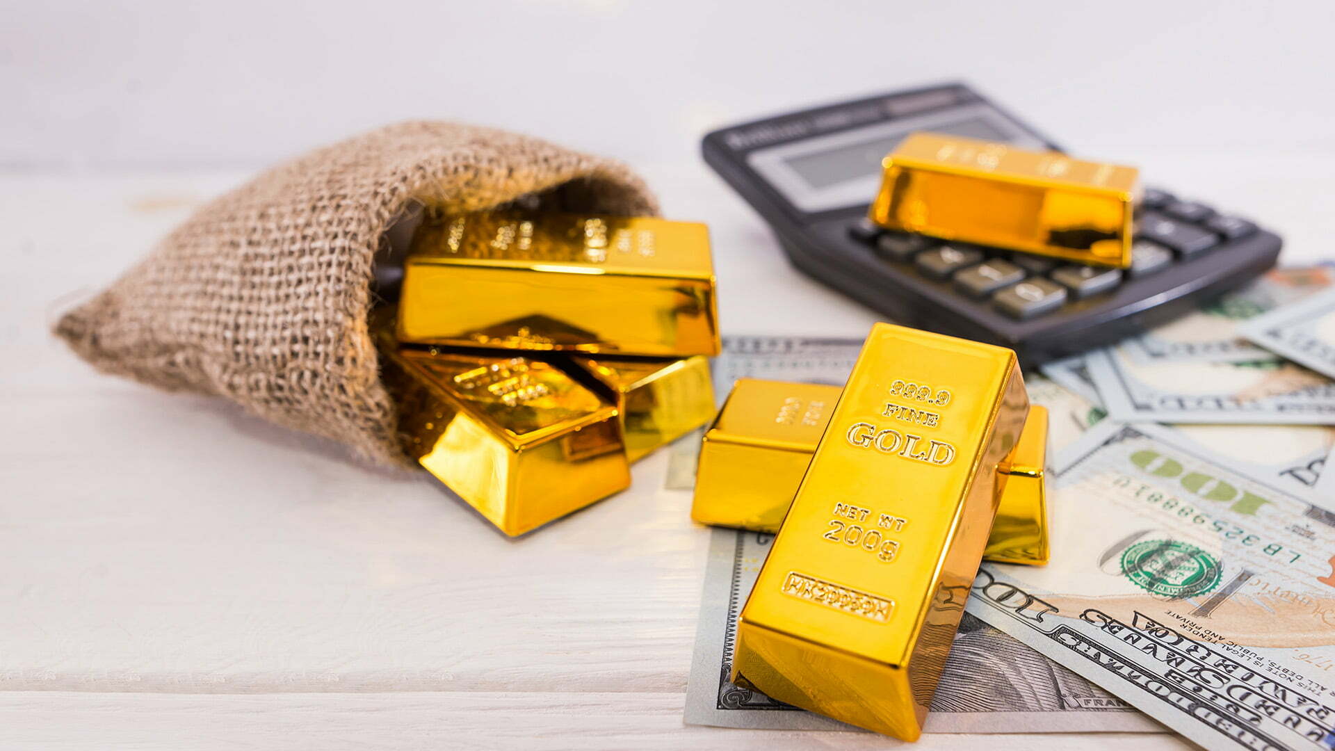 university gold retail price